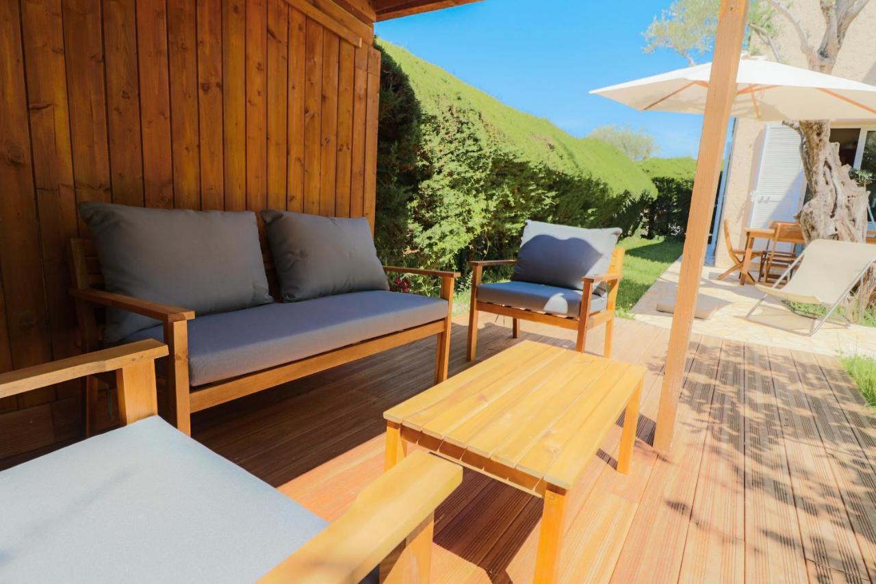 Charmante maison rénovée à Antibes, Jardin, Accès Piscine, Parking Extérieur photo